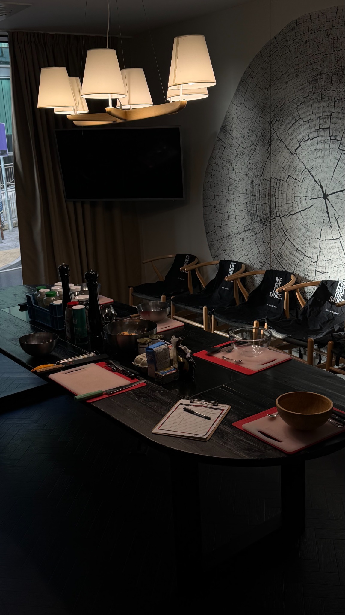 An intimate dining table